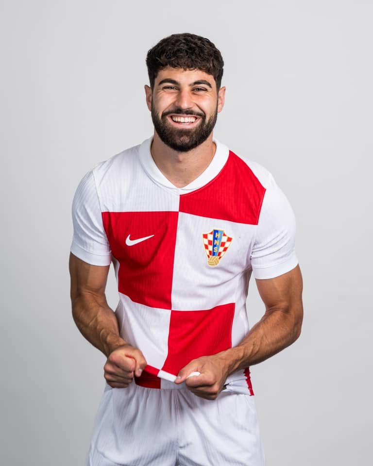448227543_122157435776198479_431429088539870367_n
